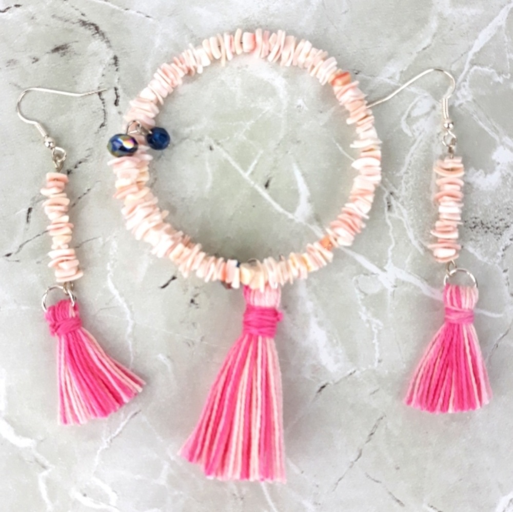 Sea Shells Memory Wire Wrap Bracelet